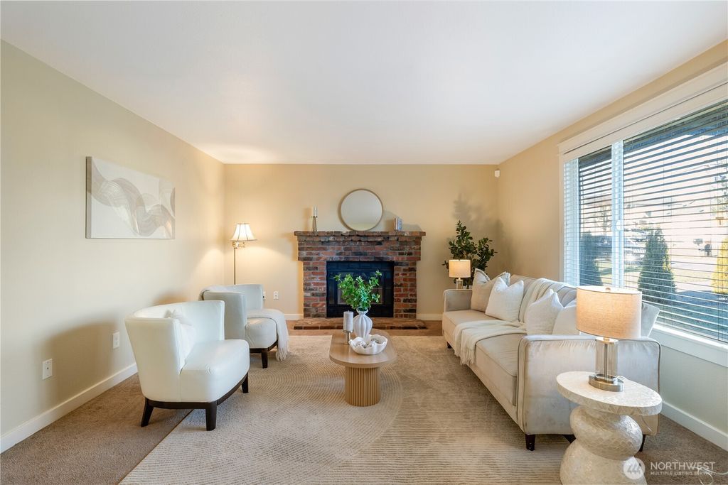 Photo of 1424 S 88th Street, Tacoma, WA 98444 (MLS # 2471895)