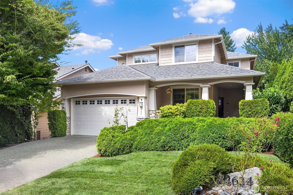 Photo of 22624 SE 14th Place, Sammamish, WA 98075 (MLS # 2423811)
