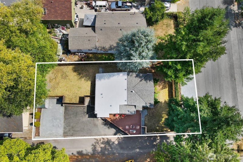 3830 NE 123rd Street