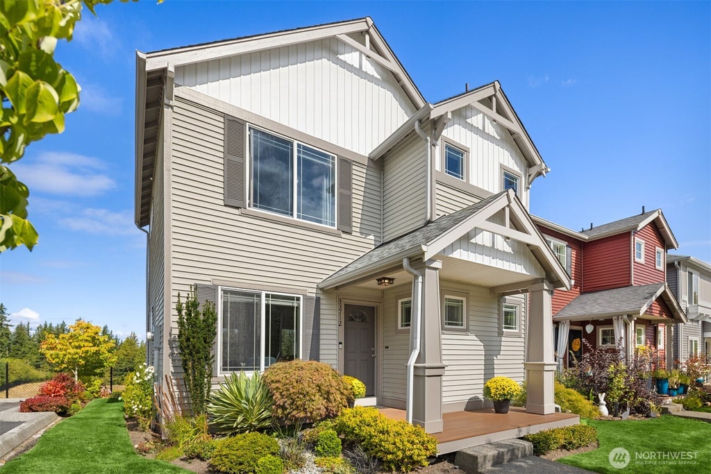 Photo of 33712 SE Gove Street #5, Snoqualmie, WA 98065 (MLS # 2585139)