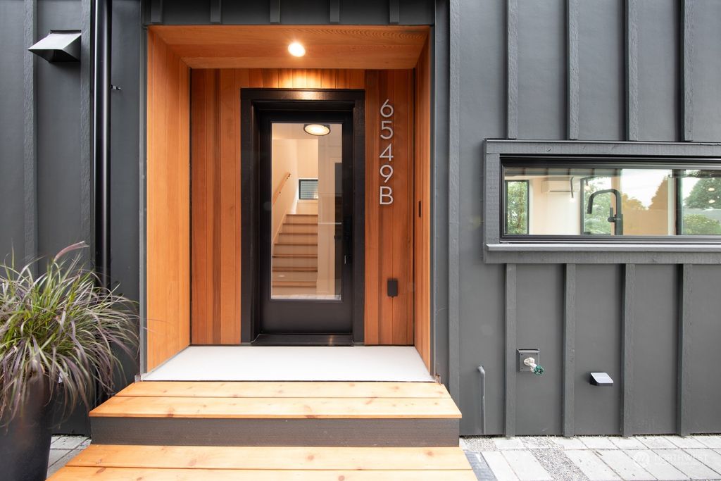 Photo of 6549 Greenwood Avenue N #B, Seattle, WA 98103 (MLS # 2158423)