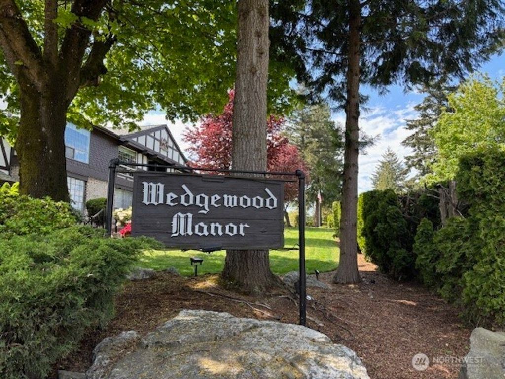 Photo of 3425 S 176 St #271, SeaTac, WA 98188 (MLS # 2369720)