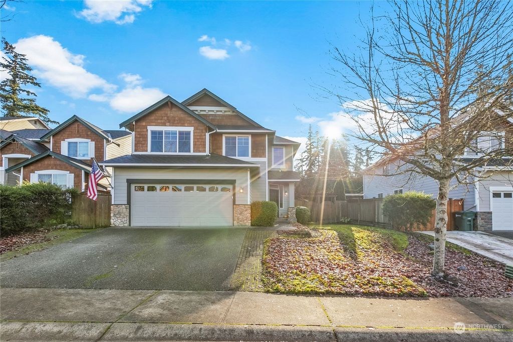 Photo of 8609 NE 201st Place, Bothell, WA 98011 (MLS # 2315135)