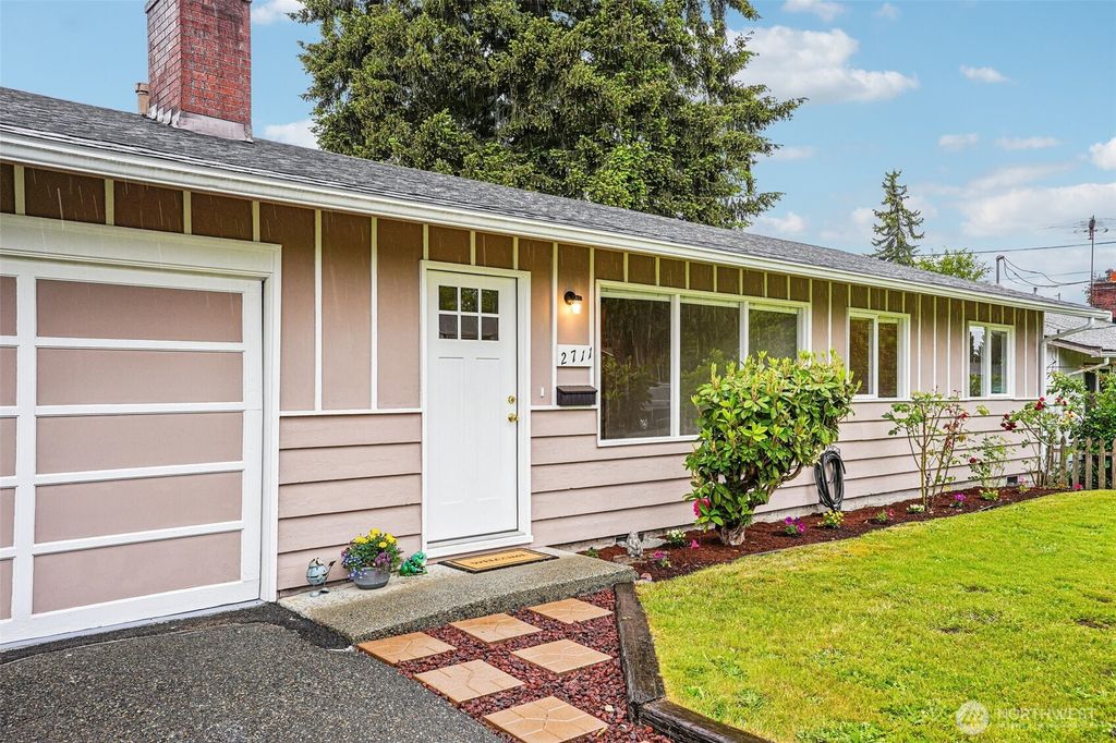 Photo of 2711 N Street SE, Auburn, WA 98002 (MLS # 2529498)