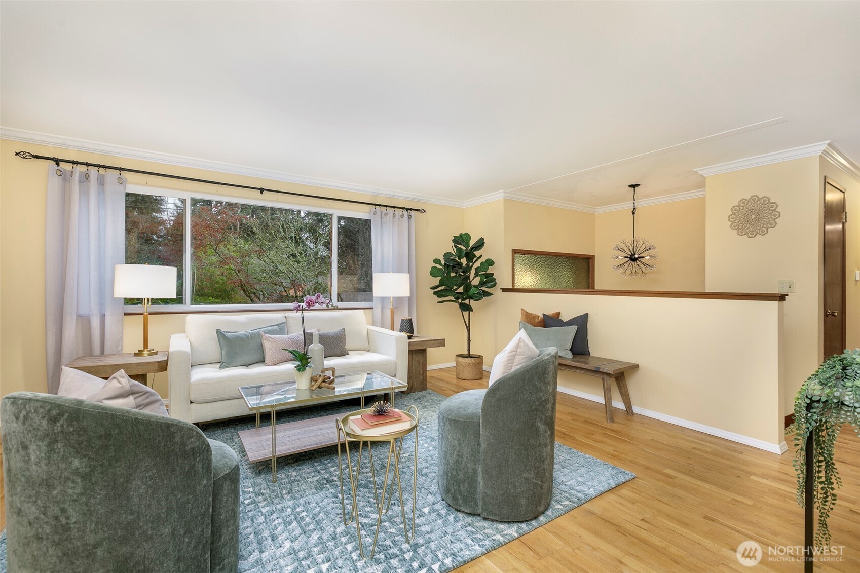 15528 Greenwood Avenue N