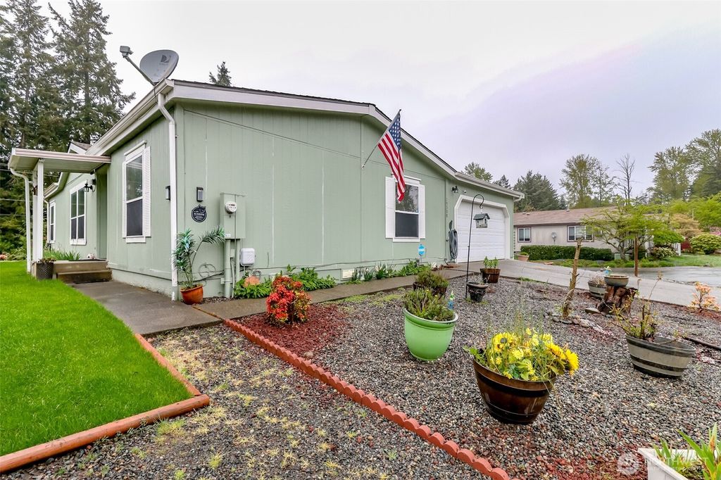 Photo of 15308 122nd Avenue Ct E, Puyallup, WA 98374 (MLS # 2510687)