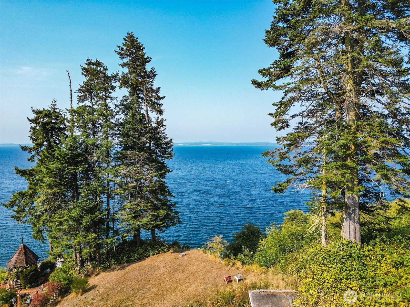 5688 NE Twin Spits Road