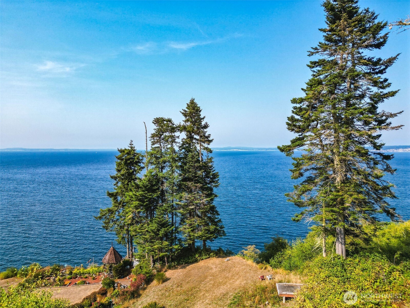 5688 NE Twin Spits Road