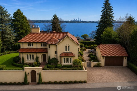 Photo of 180 Lake Washington Boulevard E, Seattle, WA 98112 (MLS # 2539347)