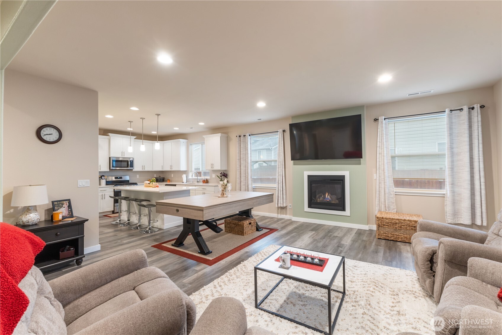 10004 Greenbrier Court SE