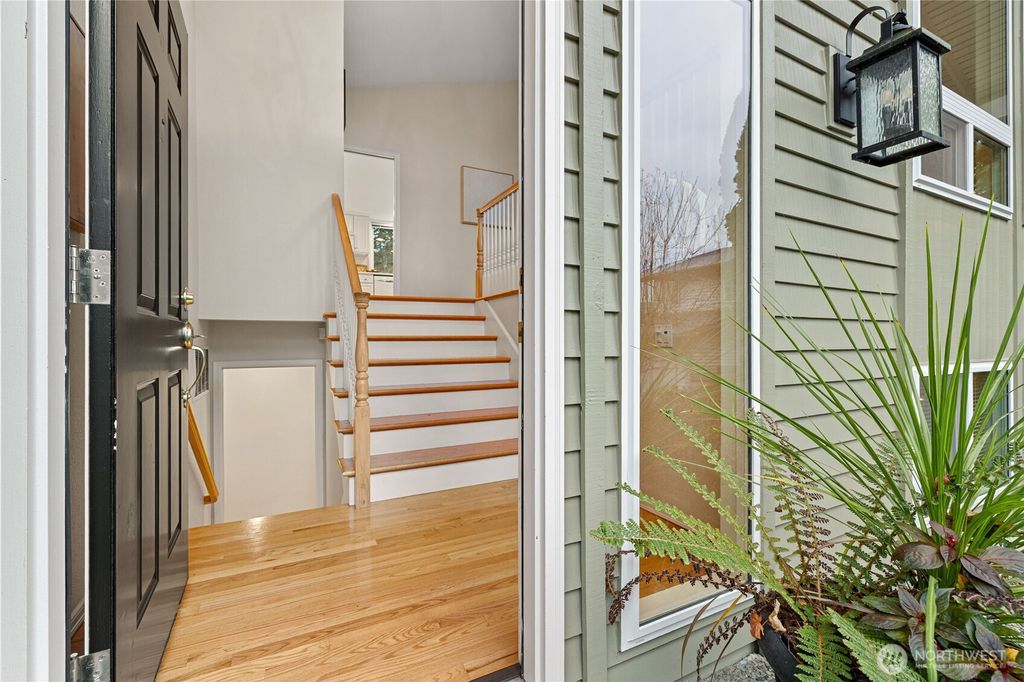 Photo of 16629 NE 46th Street, Redmond, WA 98052 (MLS # 2457545)