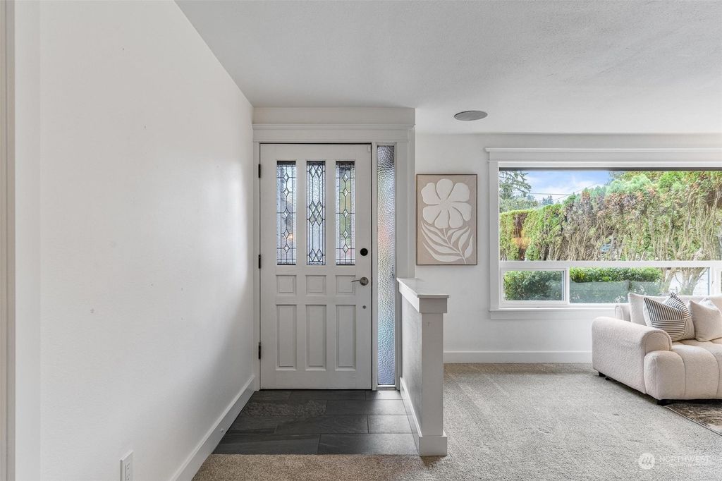 Photo of 13307 SE 151st Street, Renton, WA 98058 (MLS # 2301829)