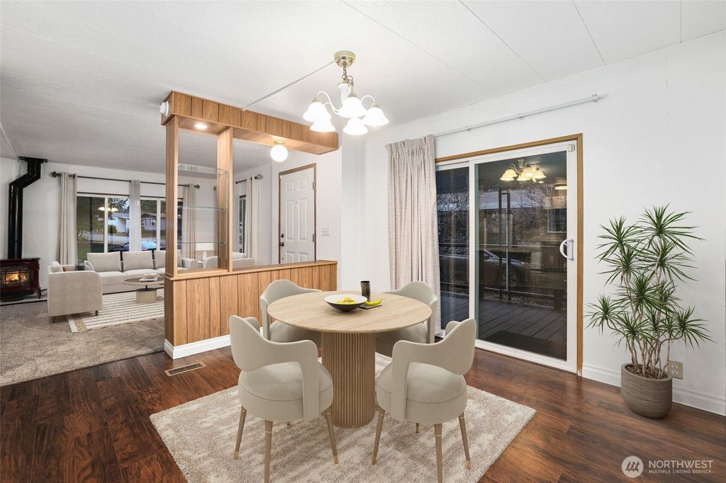 Photo of 11216 127th Street E #19, Puyallup, WA 98374 (MLS # 2461656)