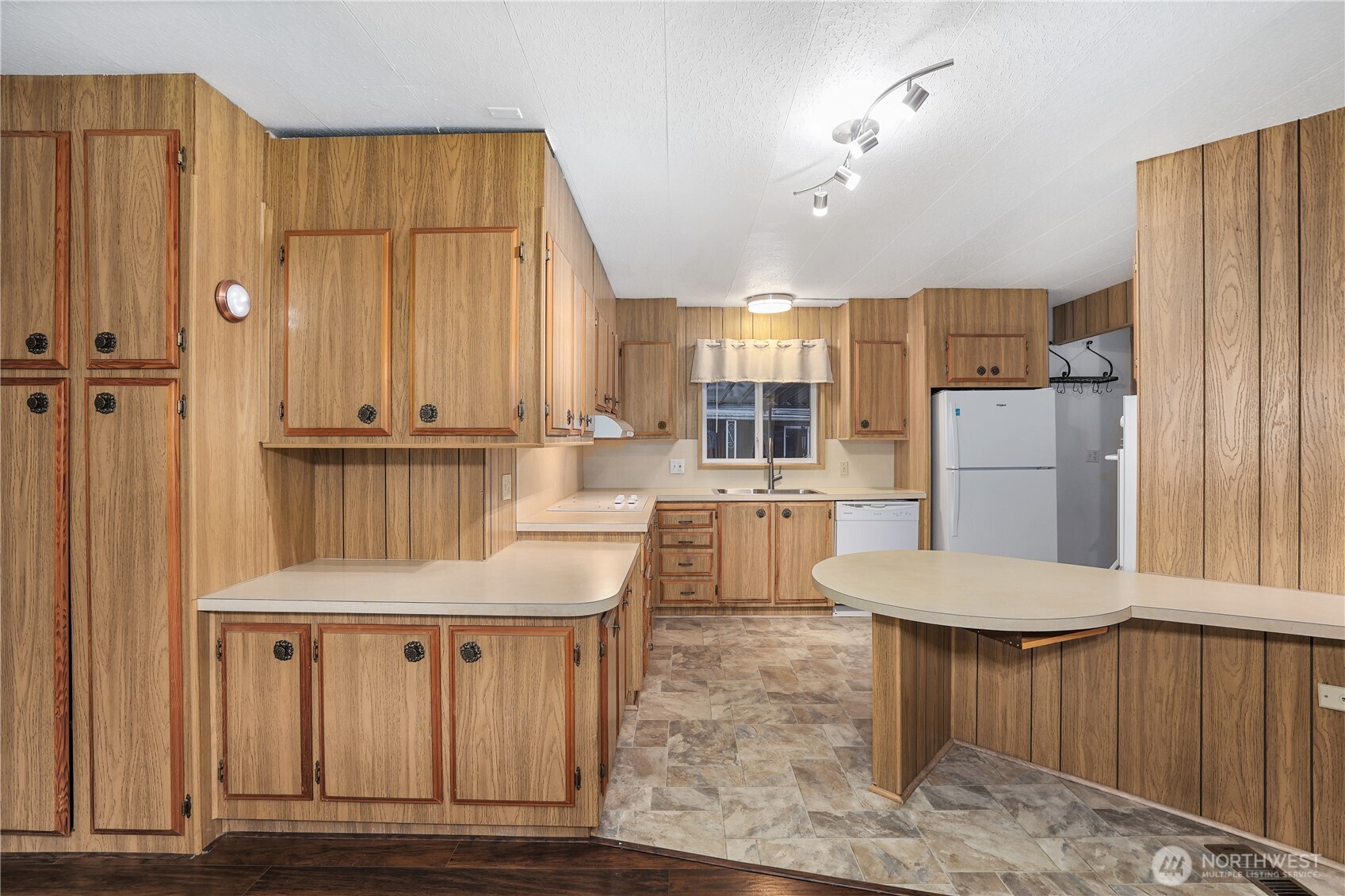 11216 127th Street E 19