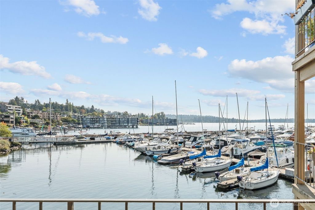 Photo of 65 KIRKLAND Avenue #202, Kirkland, WA 98033 (MLS # 2430458)