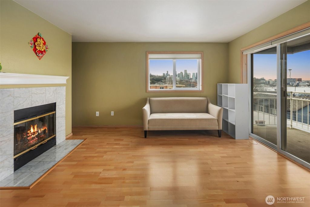 Photo of 2017 Eastlake Avenue E #303, Seattle, WA 98102 (MLS # 2413890)