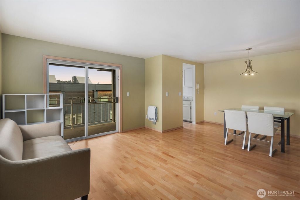 Photo of 2017 Eastlake Avenue E #303, Seattle, WA 98102 (MLS # 2413890)