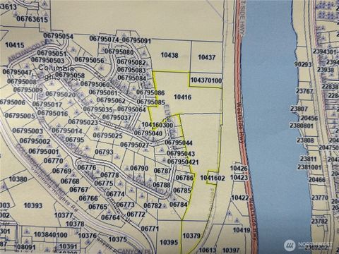 Photo of 0 E Lynnwood Drive, Longview, WA 98632 (MLS # 2463641)