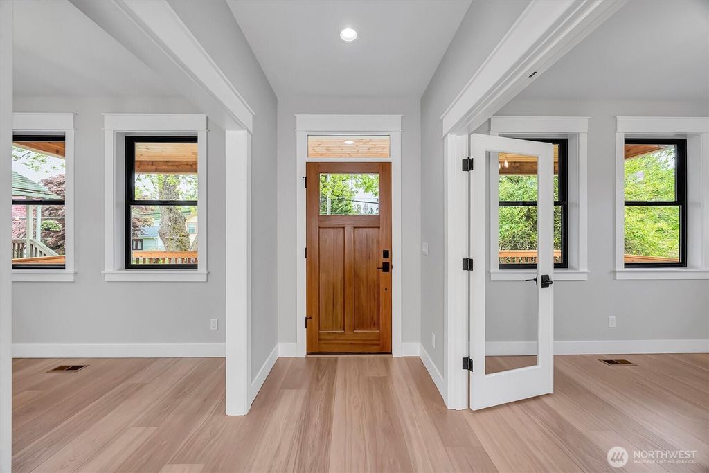Photo of 8173 Silva Ave SE, Snoqualmie, WA 98065 (MLS # 2519403)
