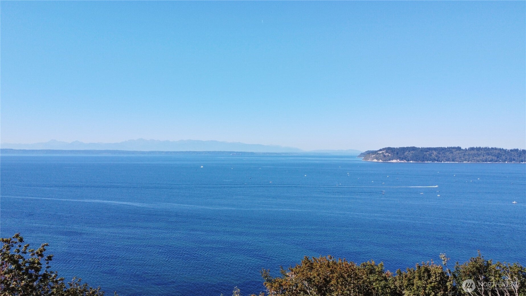 11812 Marine View Drive