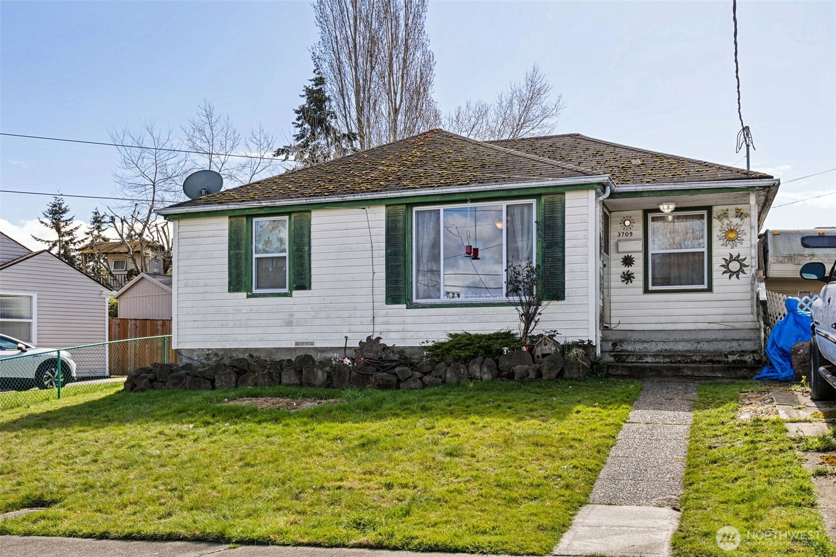 Listing image 4