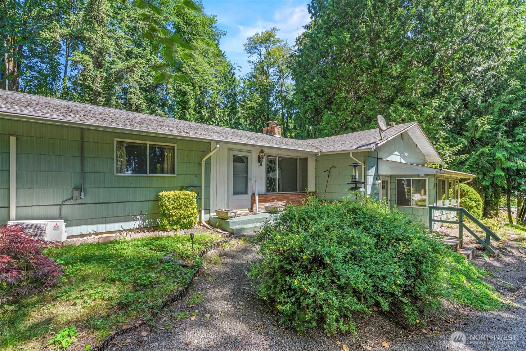 3739 Columbia Heights Road