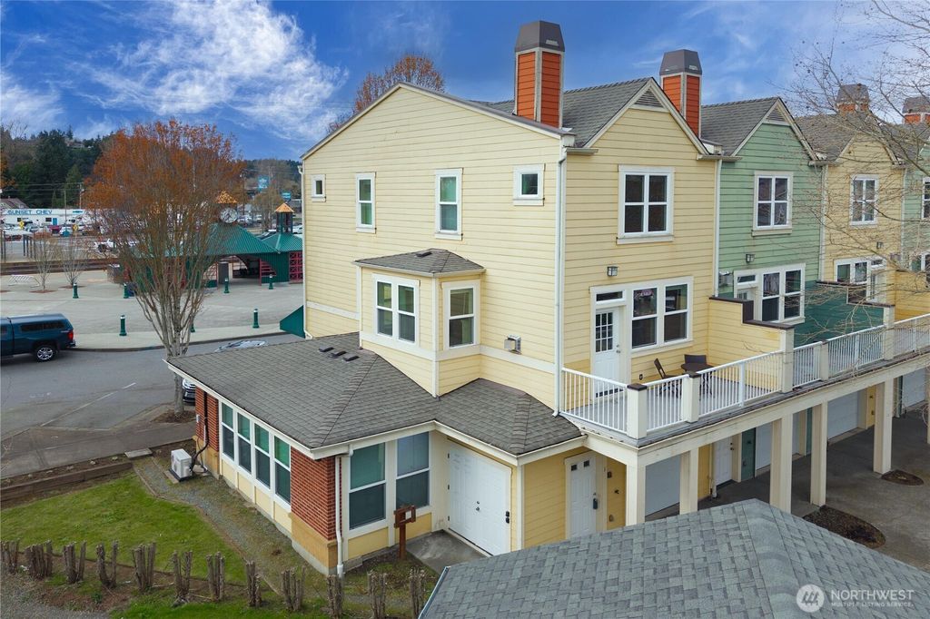 Photo of 816 Cherry Avenue #1A&amp;B, Sumner, WA 98390 (MLS # 2501215)