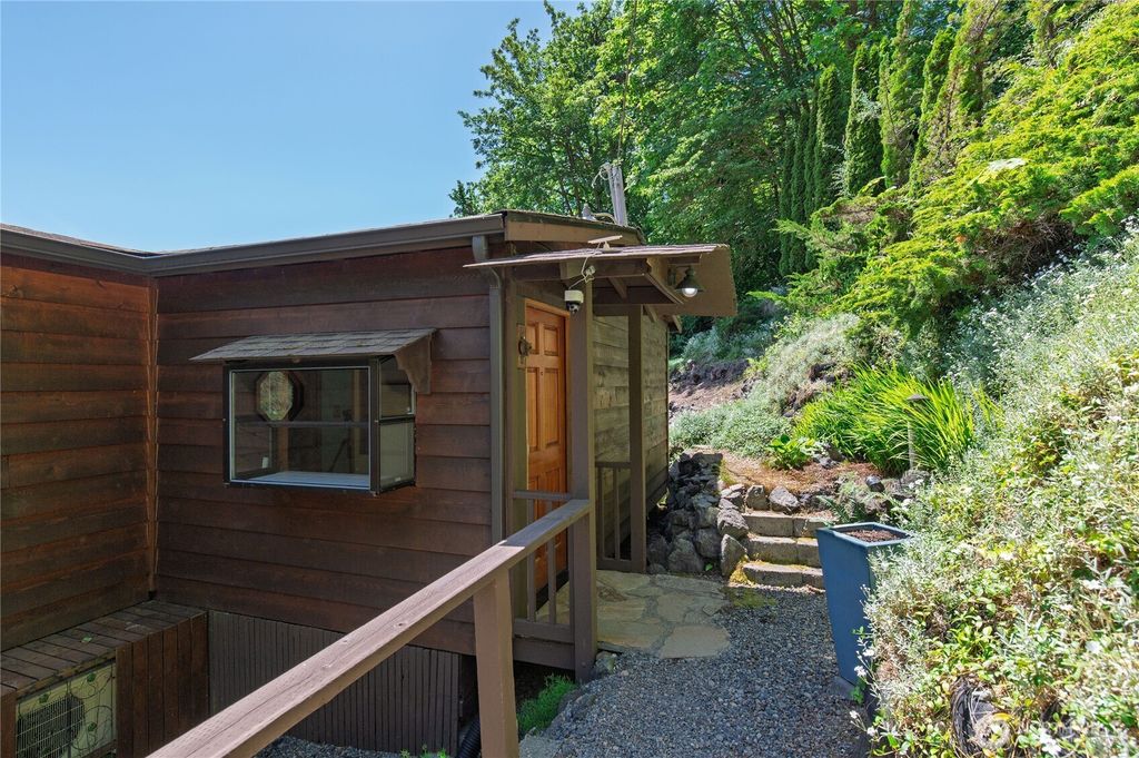 Photo of 41 NE Virgina Avenue, Belfair, WA 98528 (MLS # 2532506)