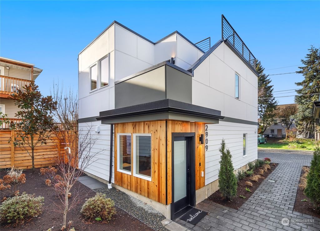 Photo of 2909 13th Avenue S, Seattle, WA 98144 (MLS # 2186884)