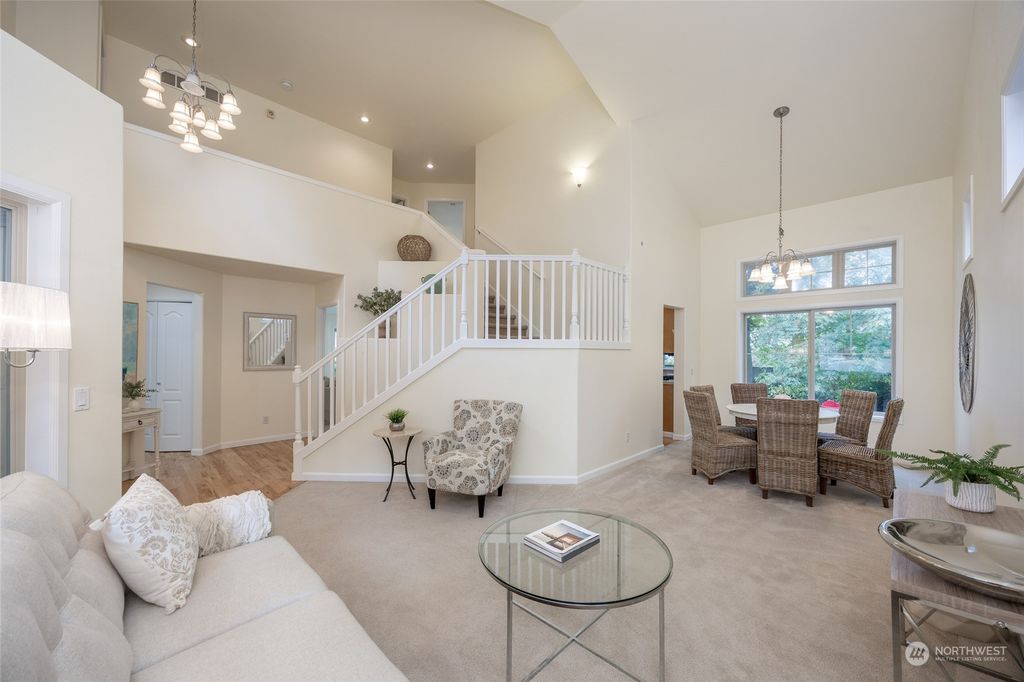 Photo of 6205 116th Avenue NE, Kirkland, WA 98033 (MLS # 2298654)