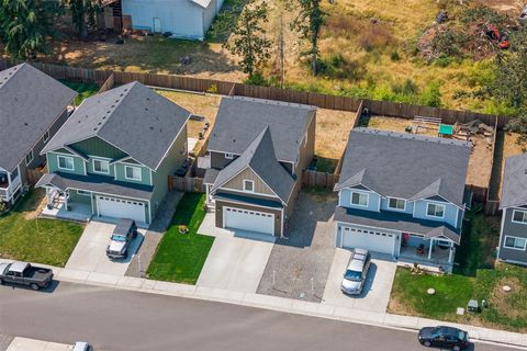 A home in Tenino