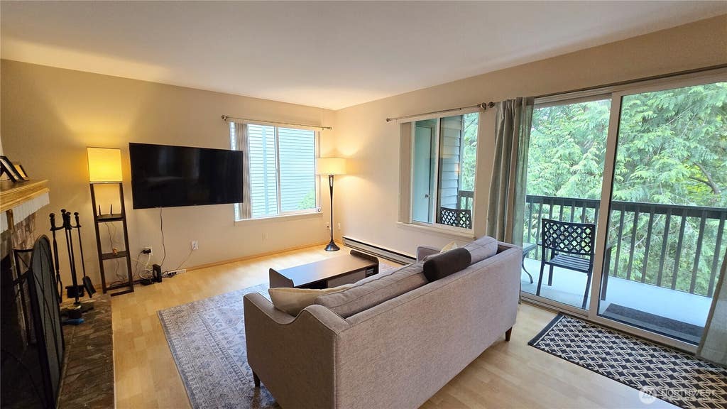 Photo of 12703 NE 129th Court #H201, Kirkland, WA 98034 (MLS # 2564405)