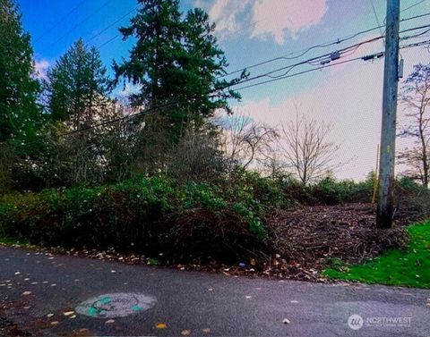 1414 E 44th Street Tacoma WA 98404