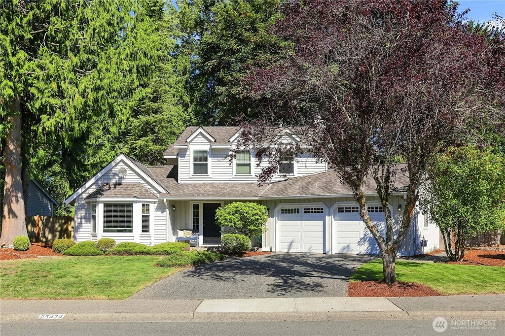 Photo of 23424 NE 27th Street, Sammamish, WA 98074 (MLS # 2579447)