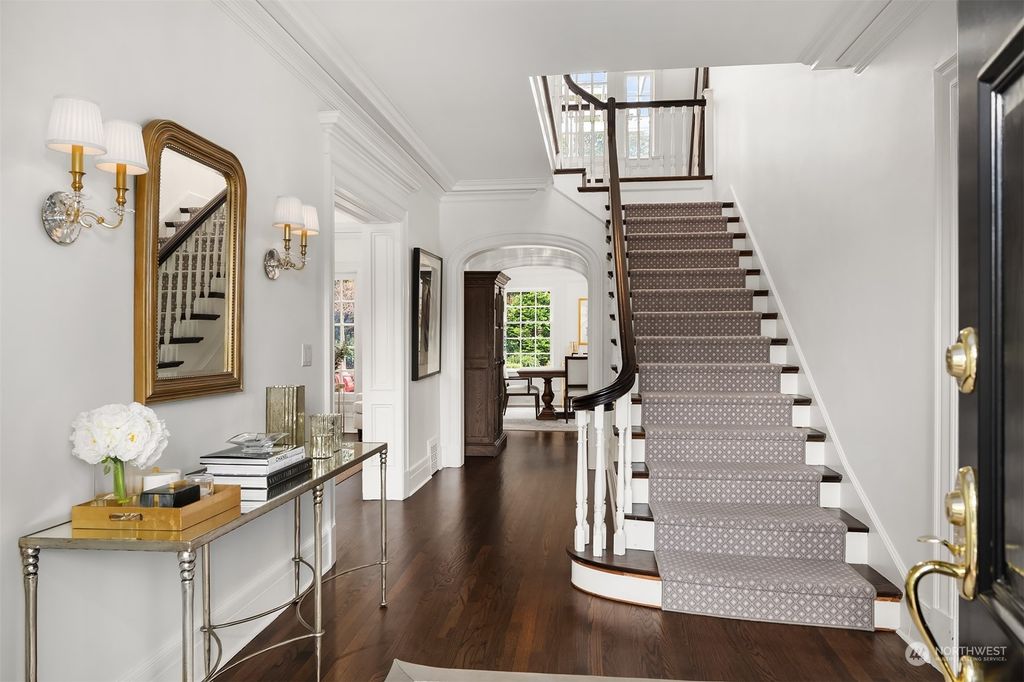 Photo of 1649 Shenandoah Drive E, Seattle, WA 98112 (MLS # 2198953)