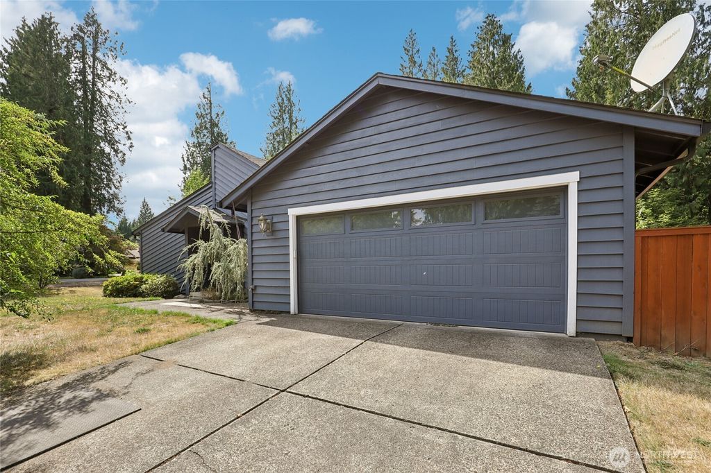 Photo of 15611 NE 181st Loop, Brush Prairie, WA 98606 (MLS # 2480857)