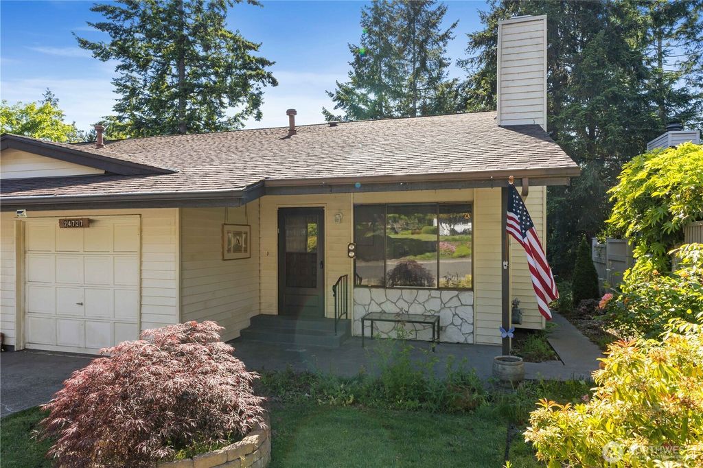 Photo of 24727 12th Avenue S, Des Moines, WA 98198 (MLS # 2384413)