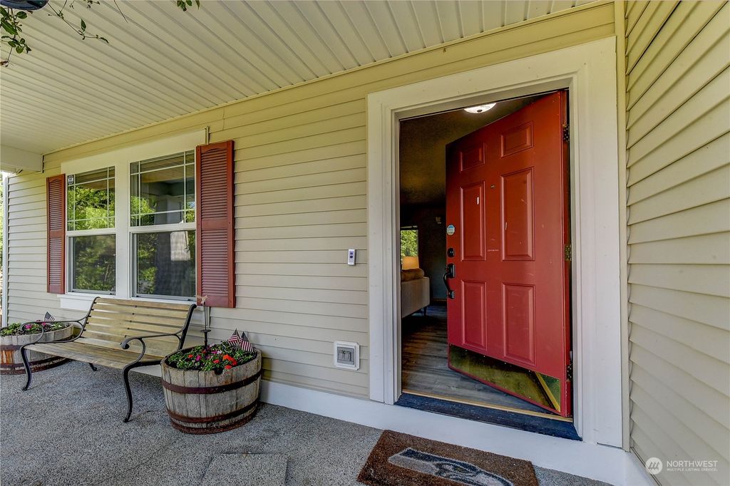 Photo of 14527 Ravenwood Road SE, Monroe, WA 98272 (MLS # 2127361)