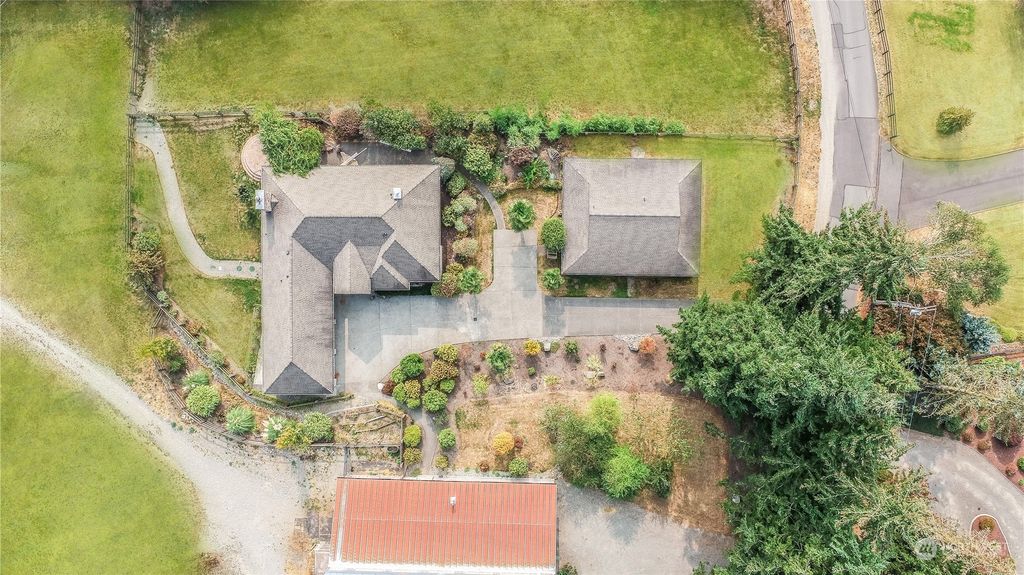 Photo of 39612 254th Avenue SE, Enumclaw, WA 98022 (MLS # 2019747)