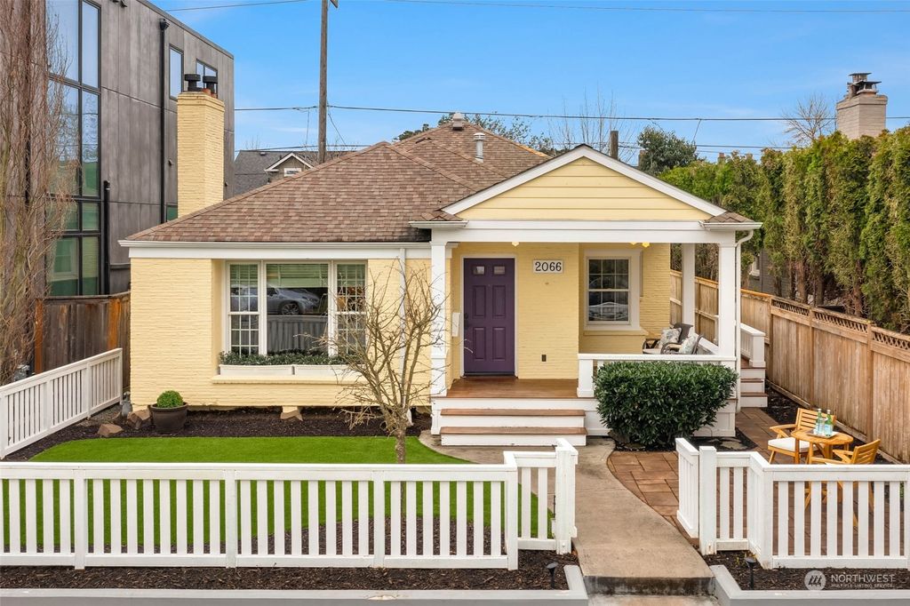 Photo of 2066 McGilvra Boulevard E, Seattle, WA 98112 (MLS # 2219755)