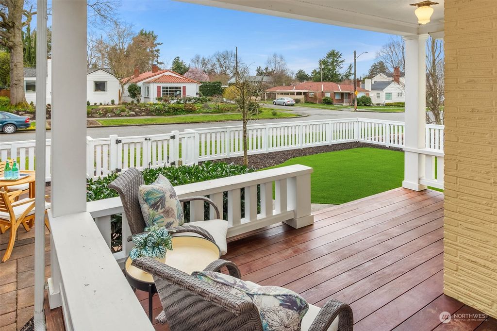 Photo of 2066 McGilvra Boulevard E, Seattle, WA 98112 (MLS # 2219755)