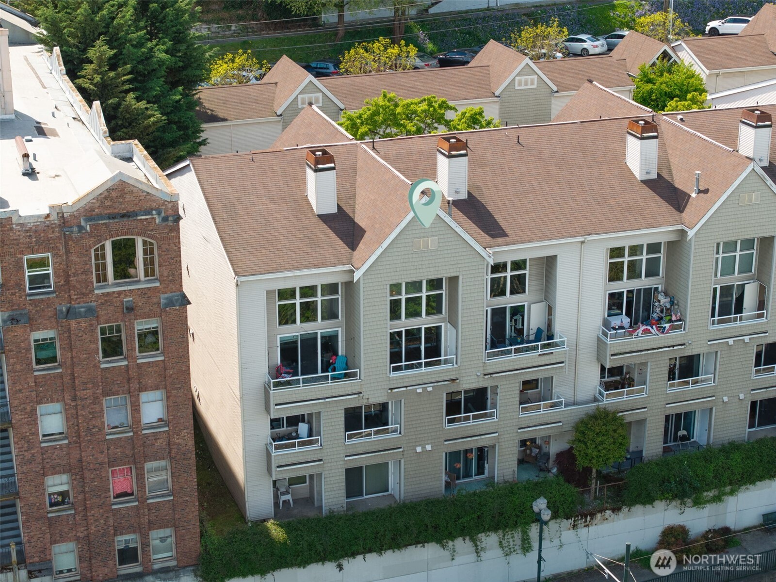 1 Broadway 302
