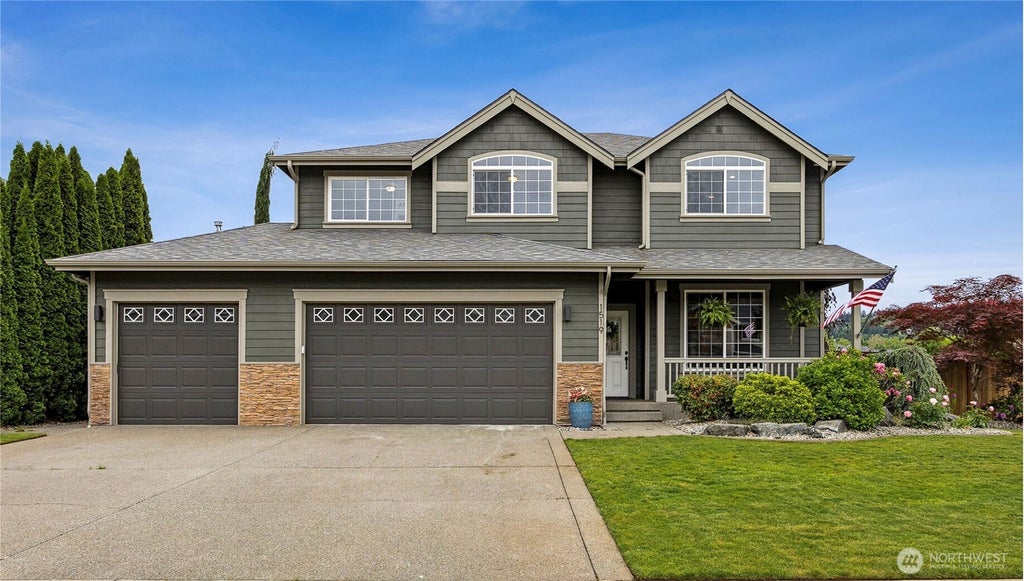 Photo of 1519 Daffodil Avenue NE, Orting, WA 98360 (MLS # 2582551)