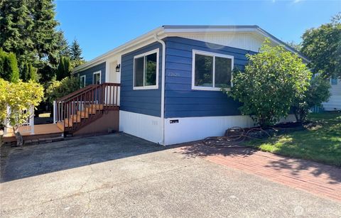 Photo of 22620 SE 109th Place, Kent, WA 98031 (MLS # 2435438)