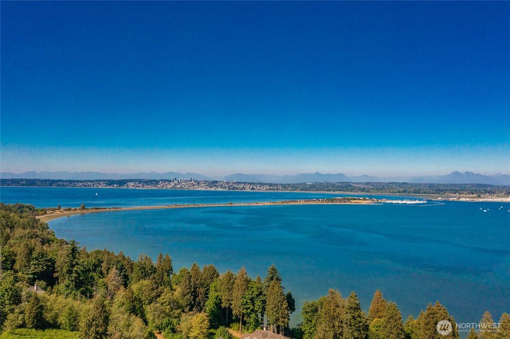 Photo of 5526 Puffin Place, Blaine, WA 98230 (MLS # 2500412)