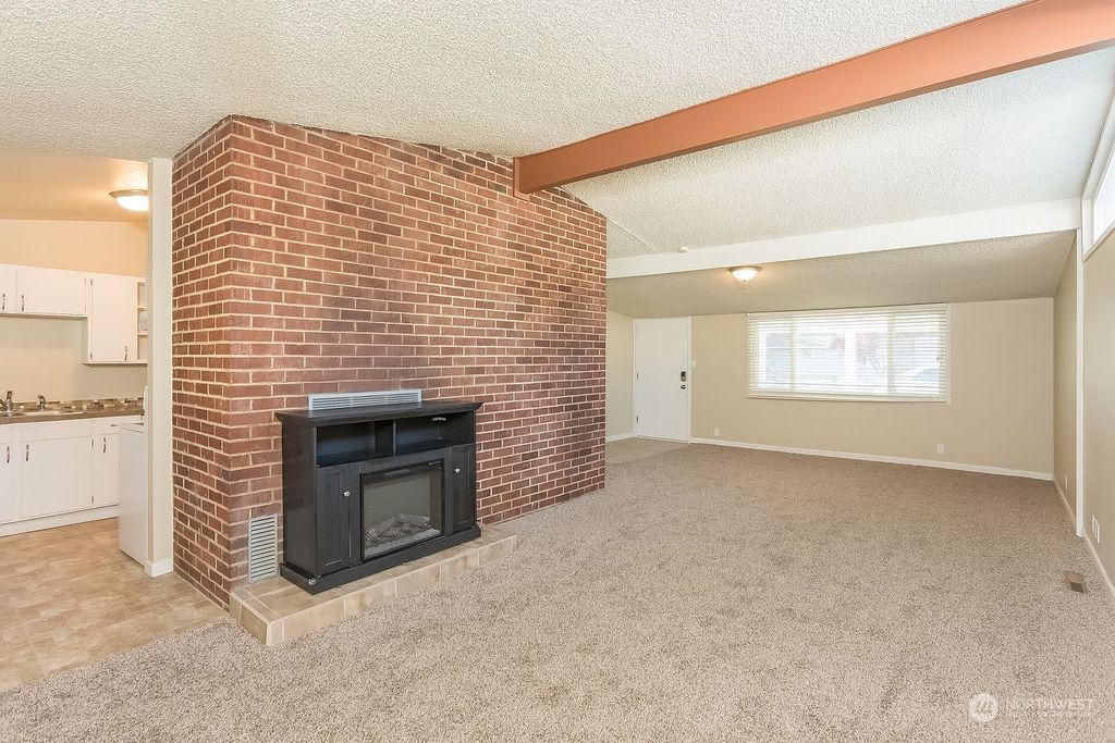 Photo of 1212 S 130th Place, Burien, WA 98168 (MLS # 2178050)