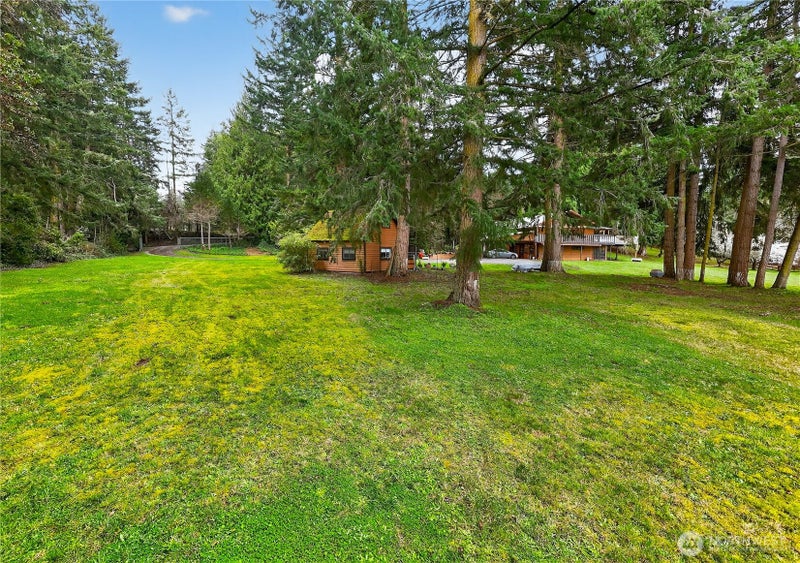 596 Forrest Way