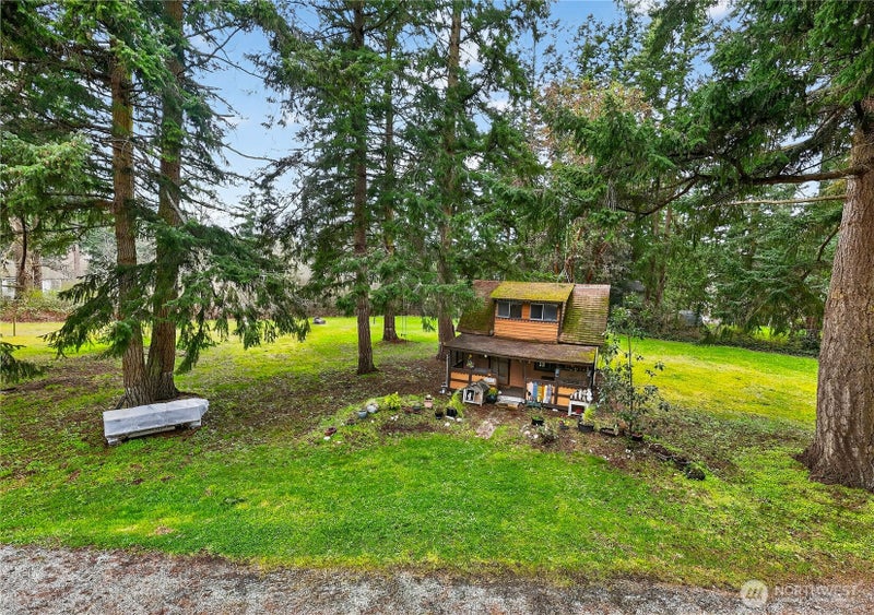596 Forrest Way