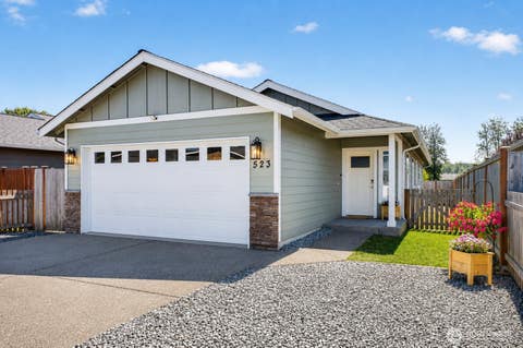 Photo of 523 E Van Dam Place, Buckley, WA 98321 (MLS # 2568789)