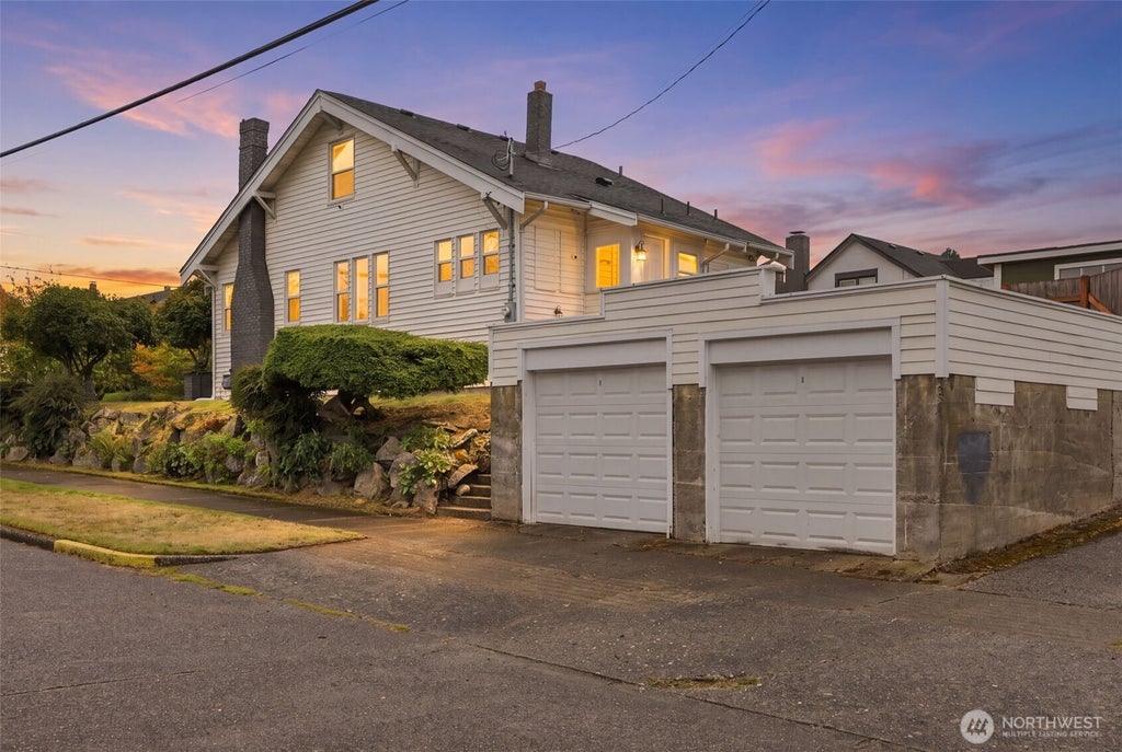 Photo of 3301 17th Avenue S, Seattle, WA 98144 (MLS # 2583186)